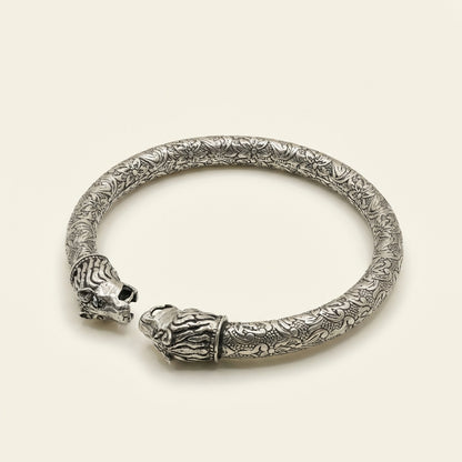 ZEVARAZ Kala Classic Shermukh Openable Silver Bangle - Zevaraz