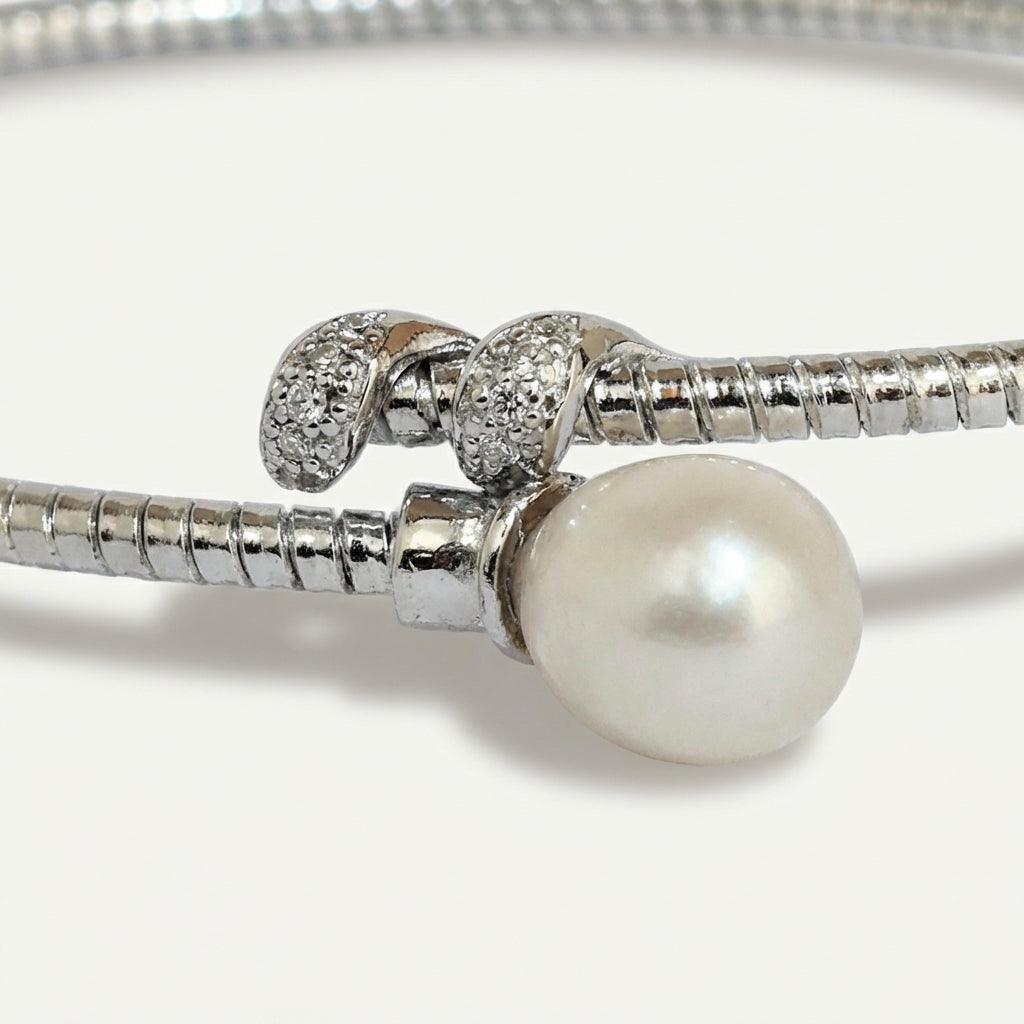 ZEVARAZ Nira Pearl Serpentine Silver Bracelet