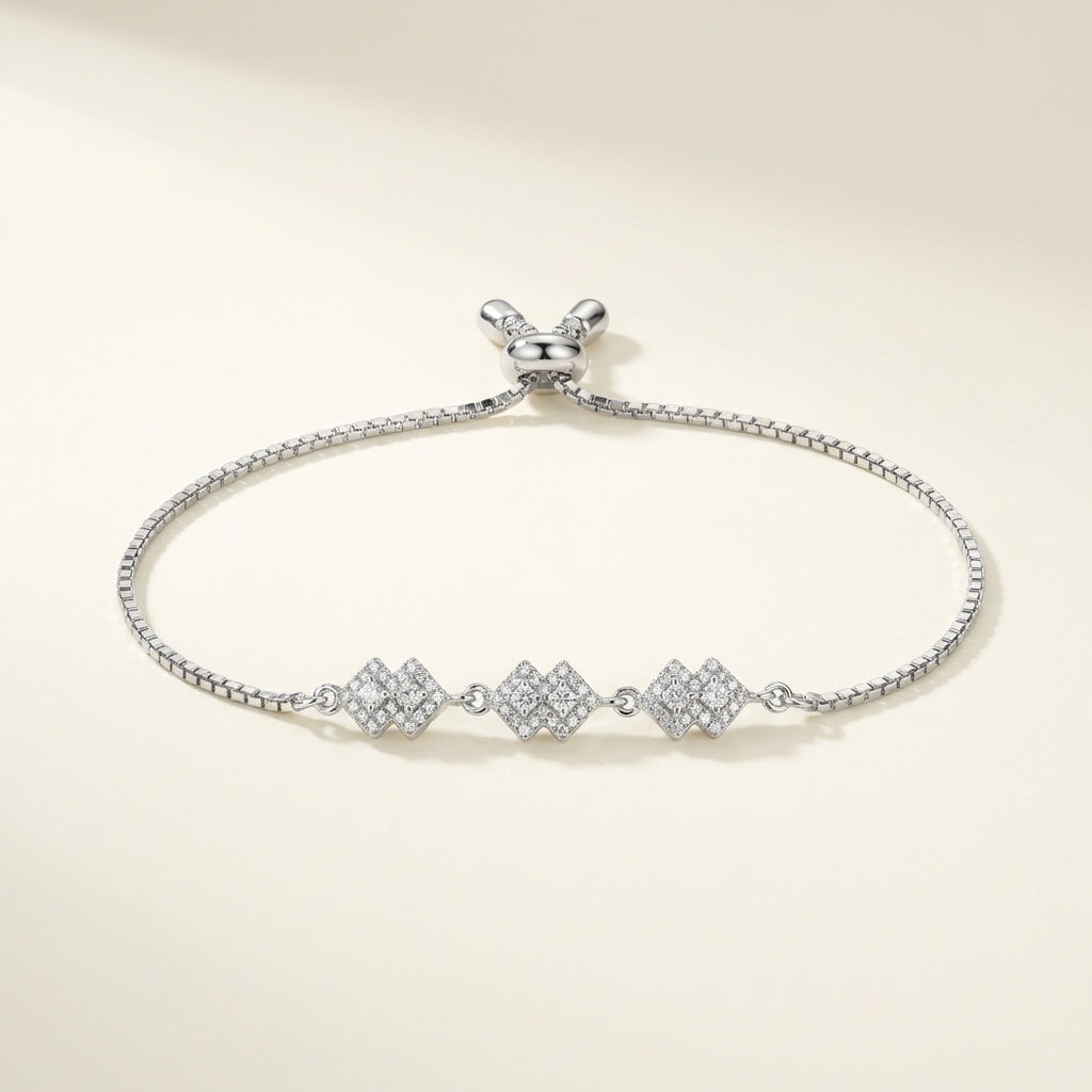 ZEVARAZ Nira Charms Bracelet