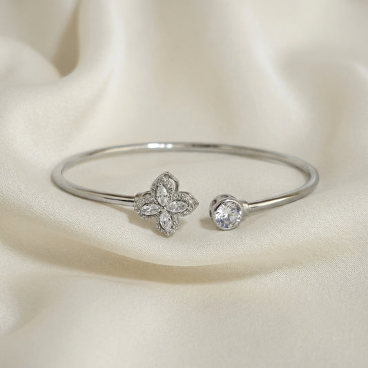 ZEVARAZ Nira Minimal Silver Bracelet