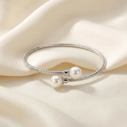 ZEVARAZ Nira Twin Pearl Silver Bracelet