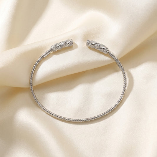 ZEVARAZ Nira Twisted Silver Bracelet