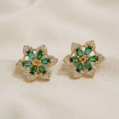ZEVARAZ Ratna Panna Pushpa Studs