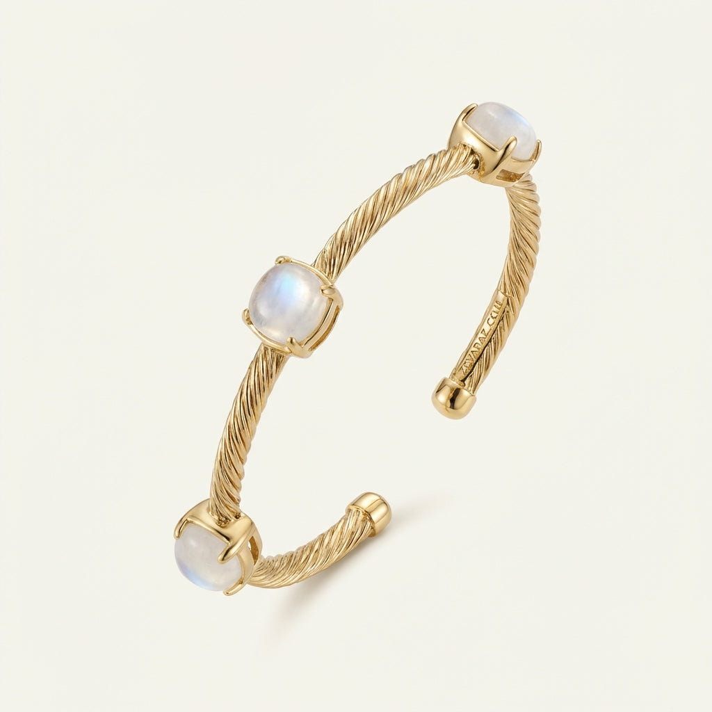 ZEVARAZ Nira Moonstone Silver Bracelet