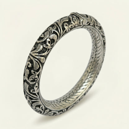 ZEVARAZ Kala Classic Openable Oxidised Silver Bangle - Zevaraz