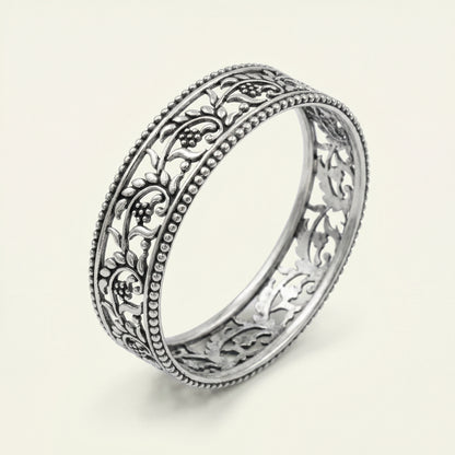 ZEVARAZ Kala Vritta Belphool Silver Bangle - Zevaraz