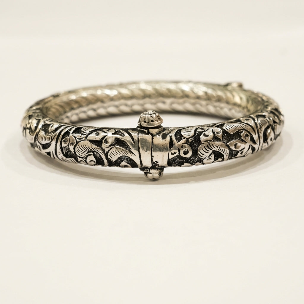 ZEVARAZ Kala Classic Openable Oxidised Silver Bangle - Zevaraz