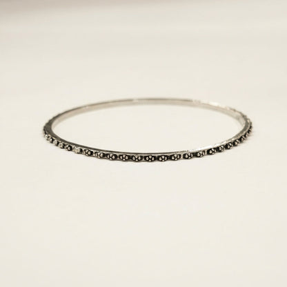 ZEVARAZ Kala Rekha Silver Bangle