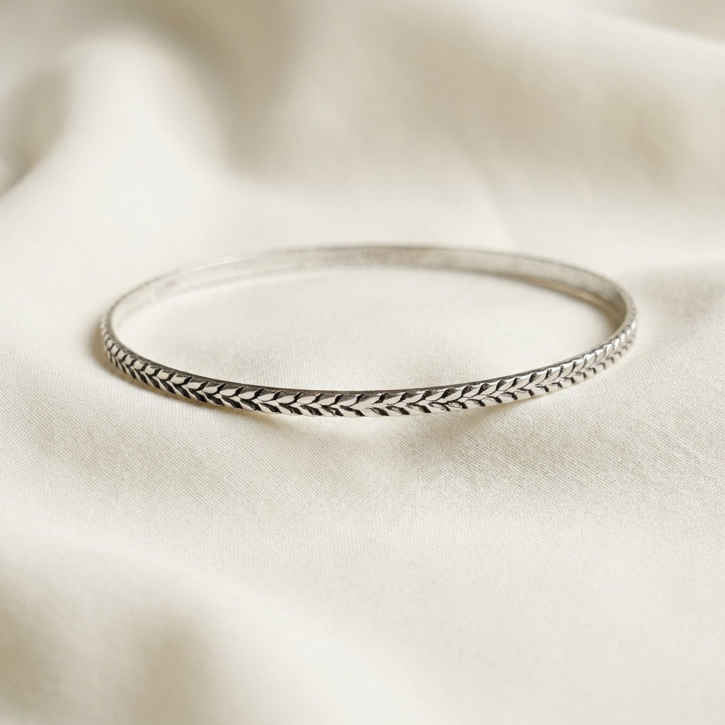 ZEVARAZ Kala Rekha Silver Bangle