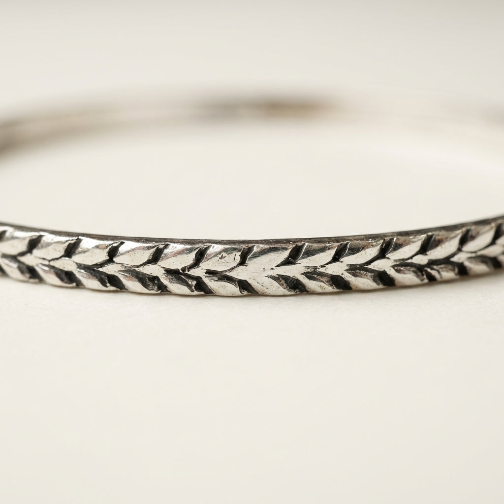 ZEVARAZ Kala Rekha Silver Bangle