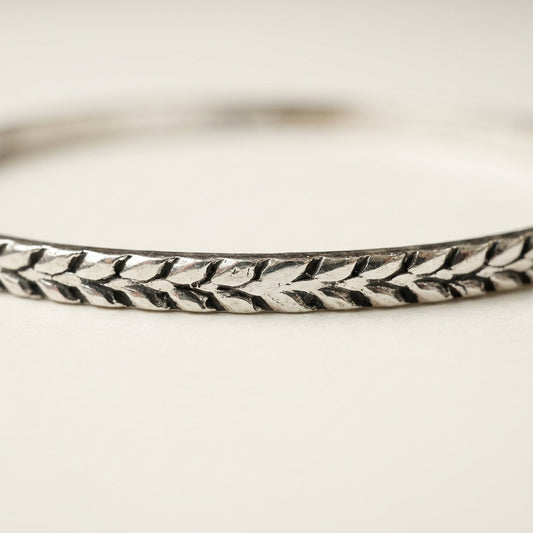 ZEVARAZ Kala Rekha Silver Bangle