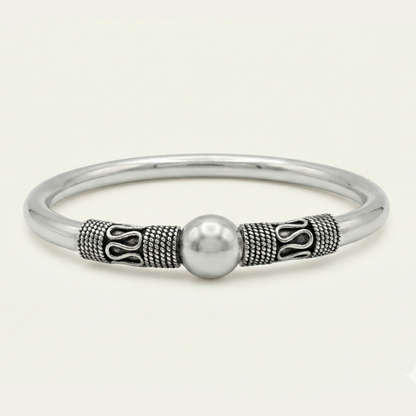ZEVARAZ Kala Classic Openable Silver Bangle - Zevaraz