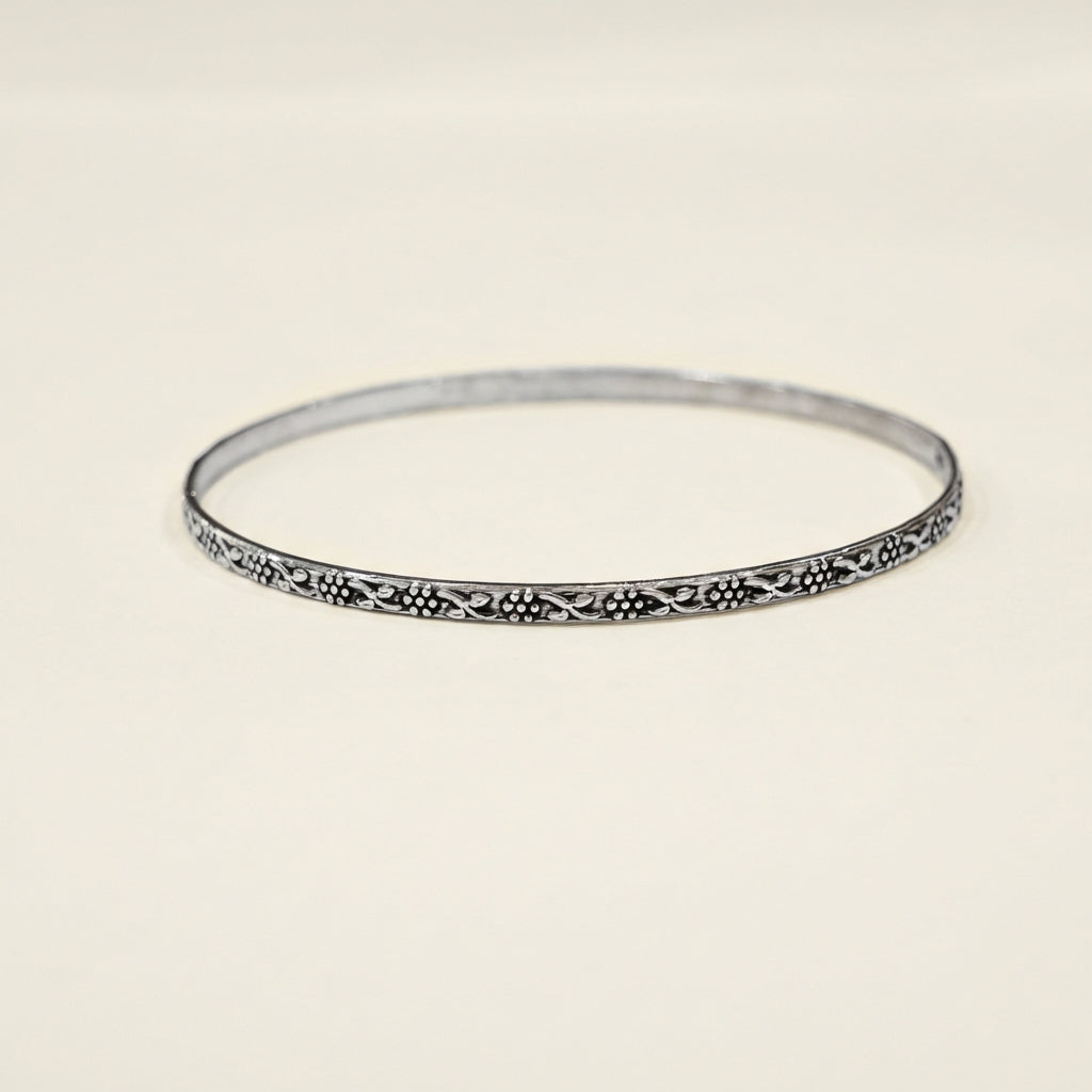 ZEVARAZ Kala Rekha Silver Bangle
