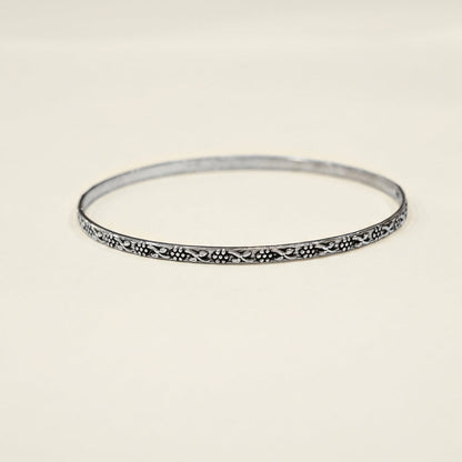 ZEVARAZ Kala Rekha Silver Bangle