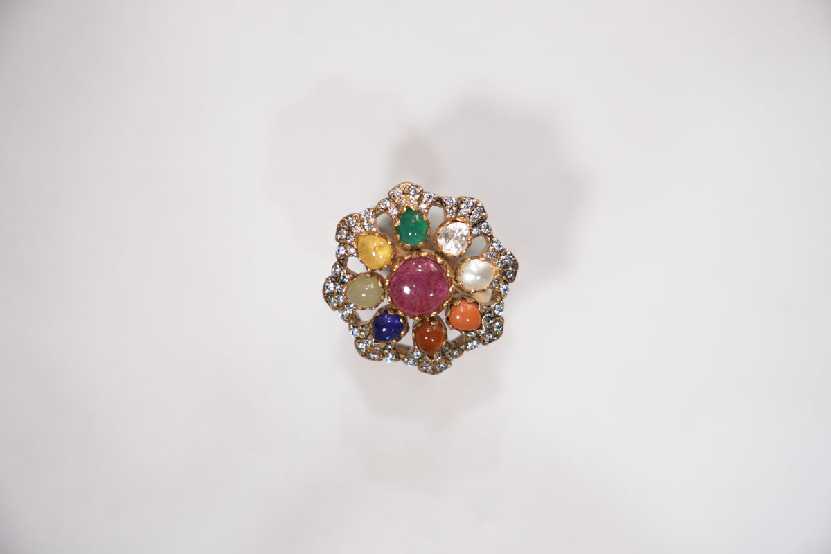 Studio photograph of the ZEVARAZ Aabha Navratna Kundan Silver Ring showing the full band