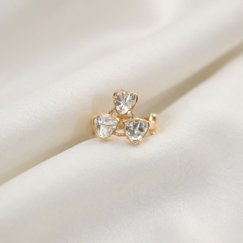 Close-up detail of the polki stonework on the ZEVARAZ Aabha Trikon Polki Silver Ring