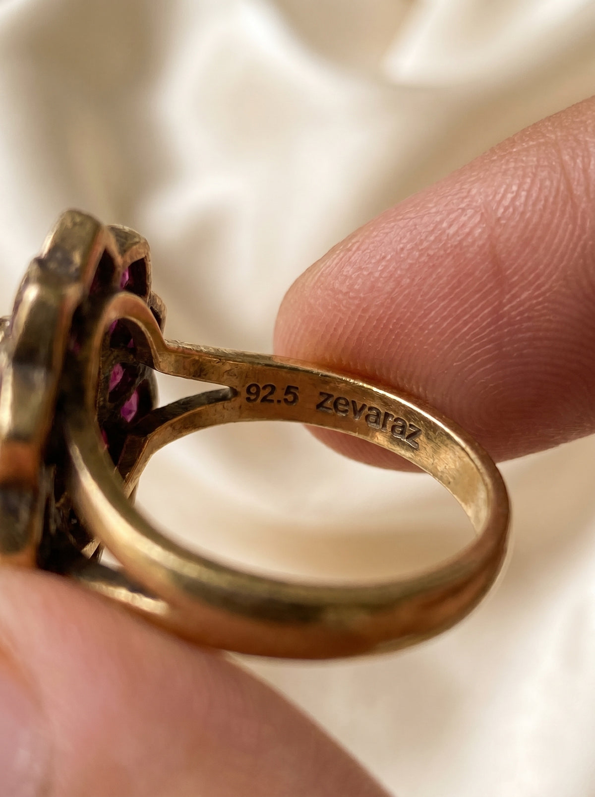 Macro shot of the purple lotus kundan detail on the ZEVARAZ Aabha Jamuni Kamal Kundan Silver Ring