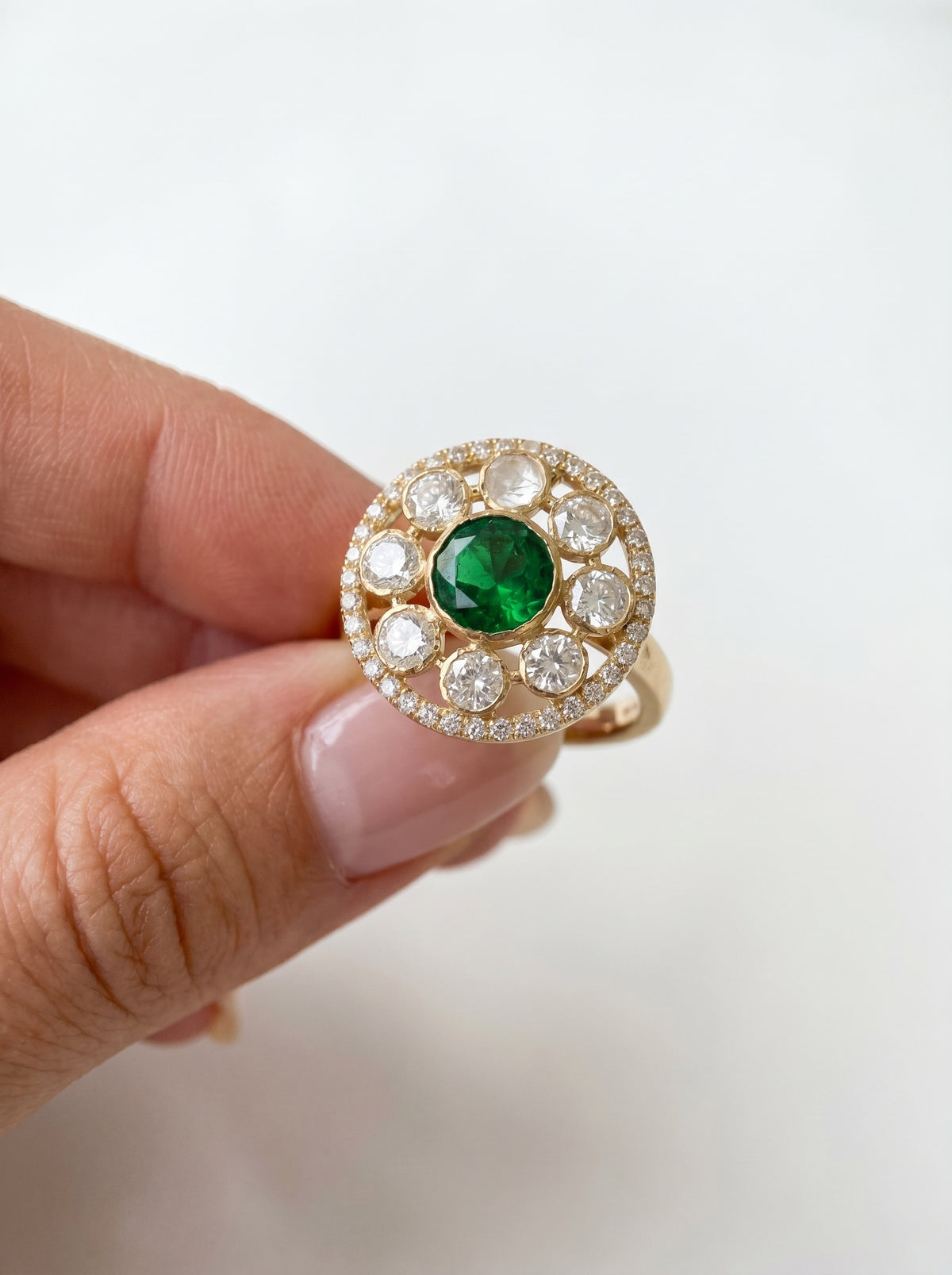 Model hand wearing the ZEVARAZ Aabha Panna Chandra Kundan Silver Ring