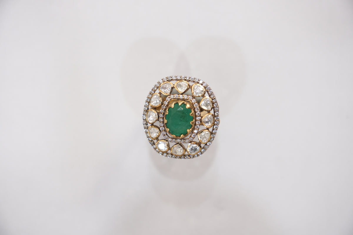 Studio photograph of the ZEVARAZ Aabha Panna Darpan Kundan Silver Ring